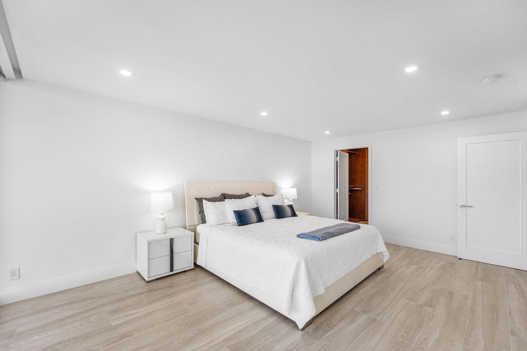 На продажу: $1,950,000 (2 спален, 2 ванн, 1526 Квадратных фут)