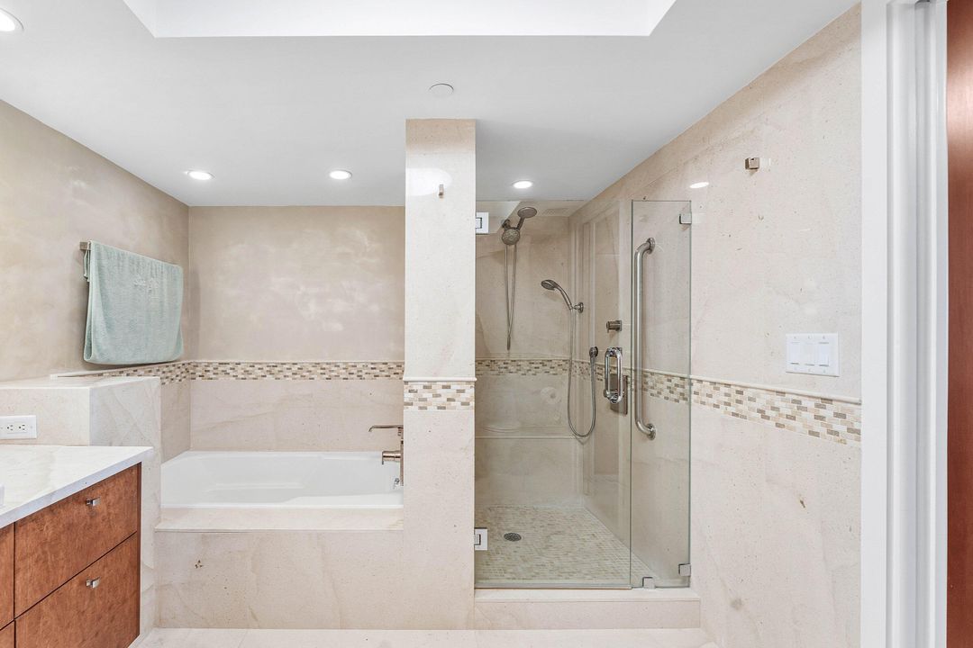 На продажу: $1,950,000 (2 спален, 2 ванн, 1526 Квадратных фут)