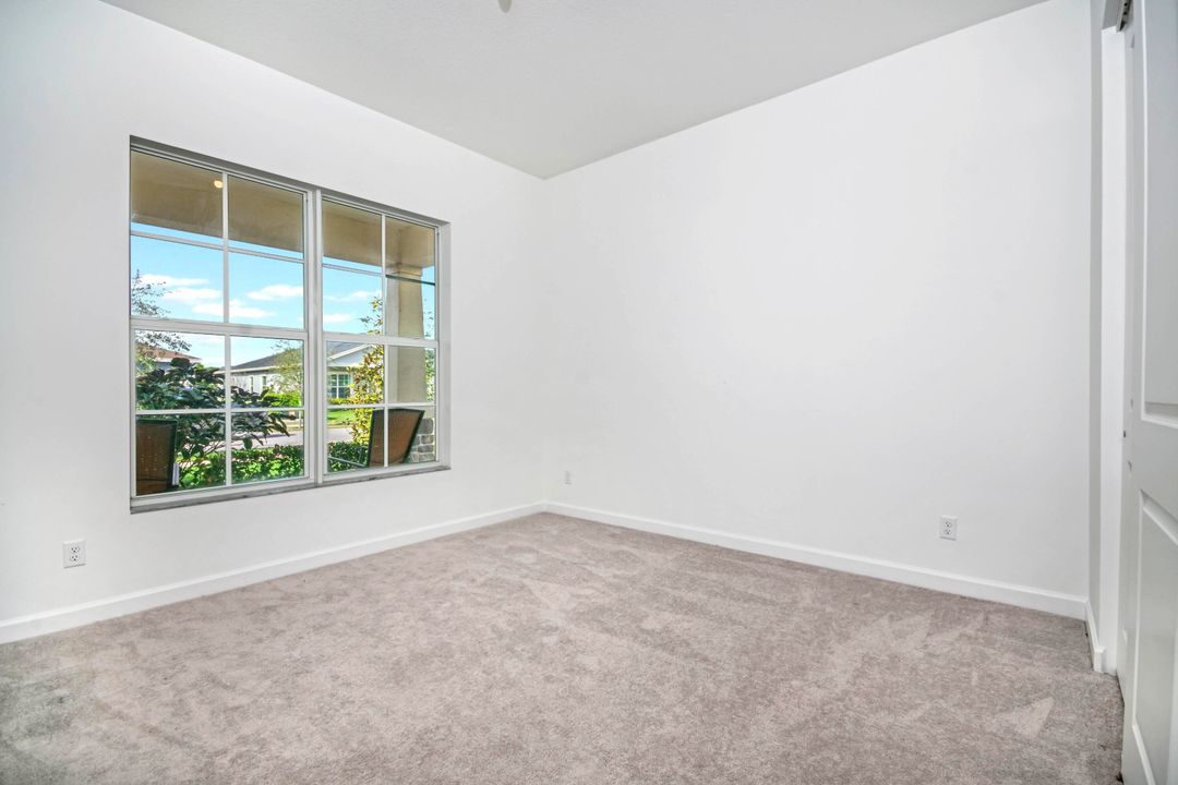 For Sale: $689,999 (3 beds, 3 baths, 2629 Square Feet)