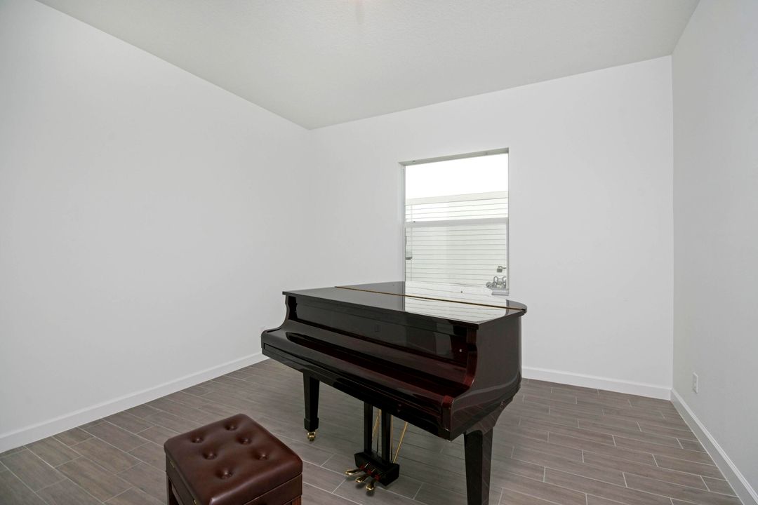 For Sale: $689,999 (3 beds, 3 baths, 2629 Square Feet)