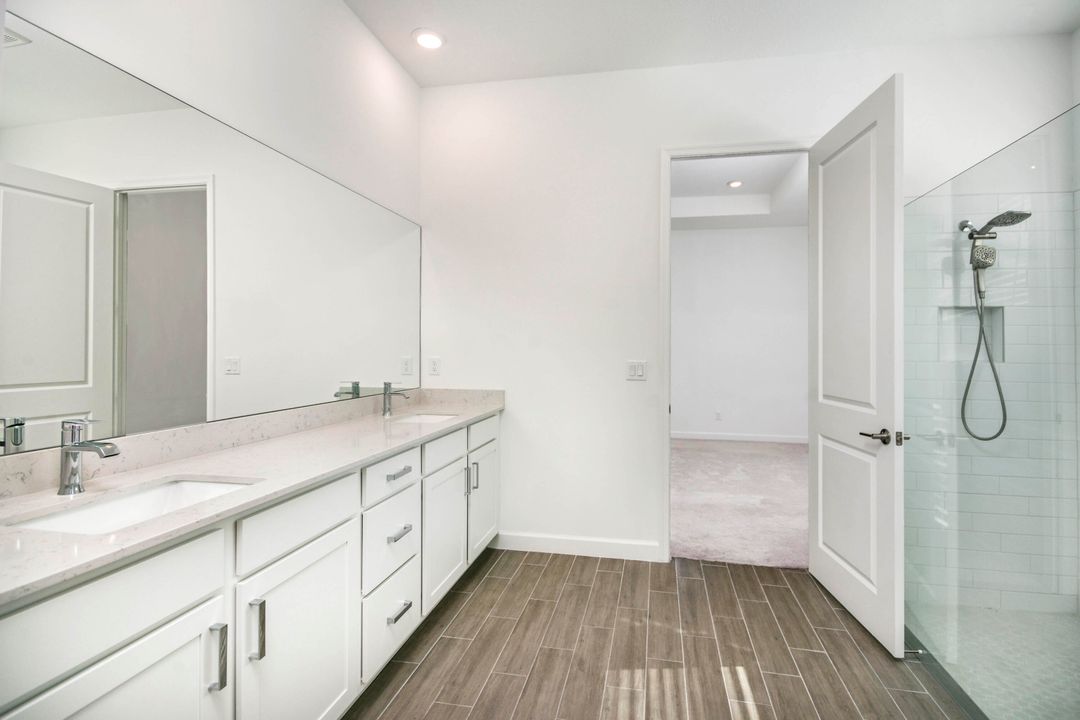 For Sale: $689,999 (3 beds, 3 baths, 2629 Square Feet)