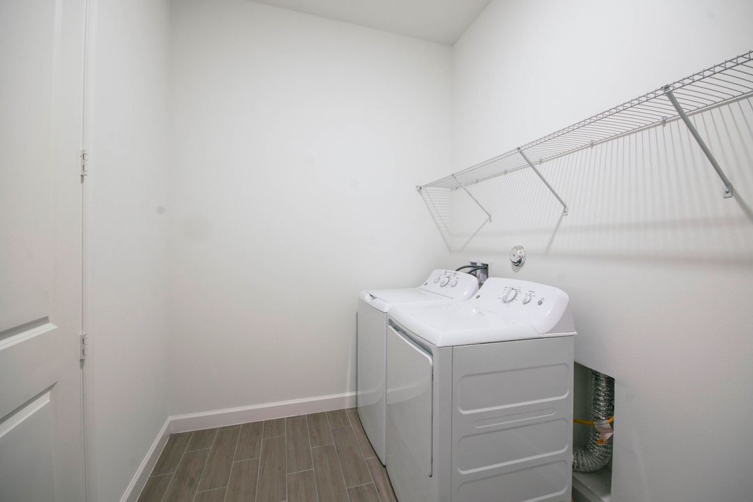 For Sale: $689,999 (3 beds, 3 baths, 2629 Square Feet)