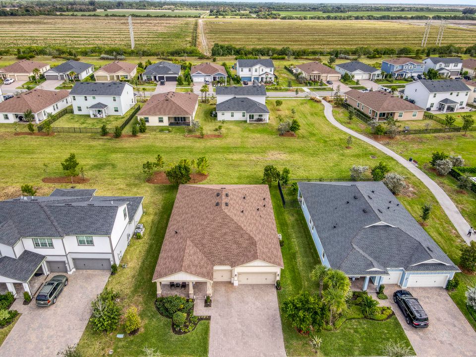 For Sale: $689,999 (3 beds, 3 baths, 2629 Square Feet)