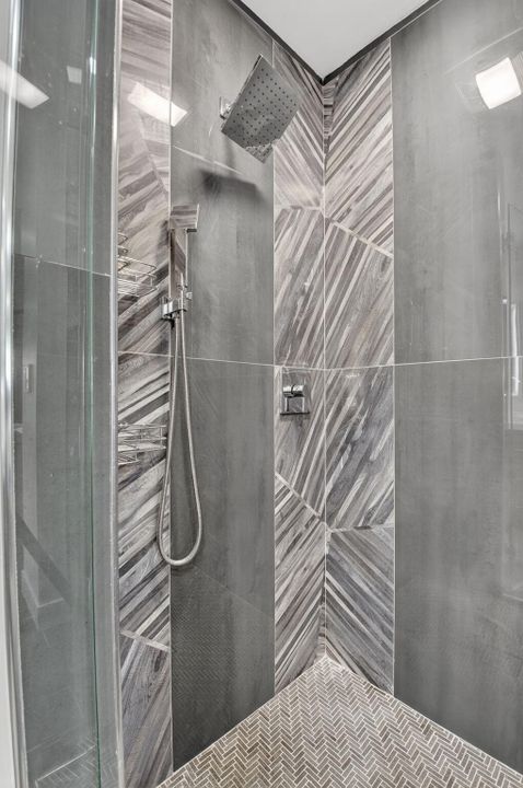 На продажу: $375,000 (2 спален, 2 ванн, 1211 Квадратных фут)