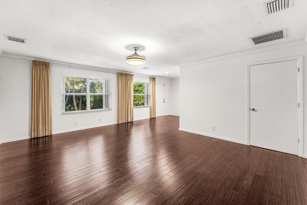 En Venta: $1,595,000 (4 camas, 4 baños, 2008 Pies cuadrados)