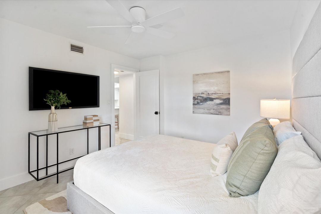 For Sale: $439,000 (2 beds, 2 baths, 1175 Square Feet)