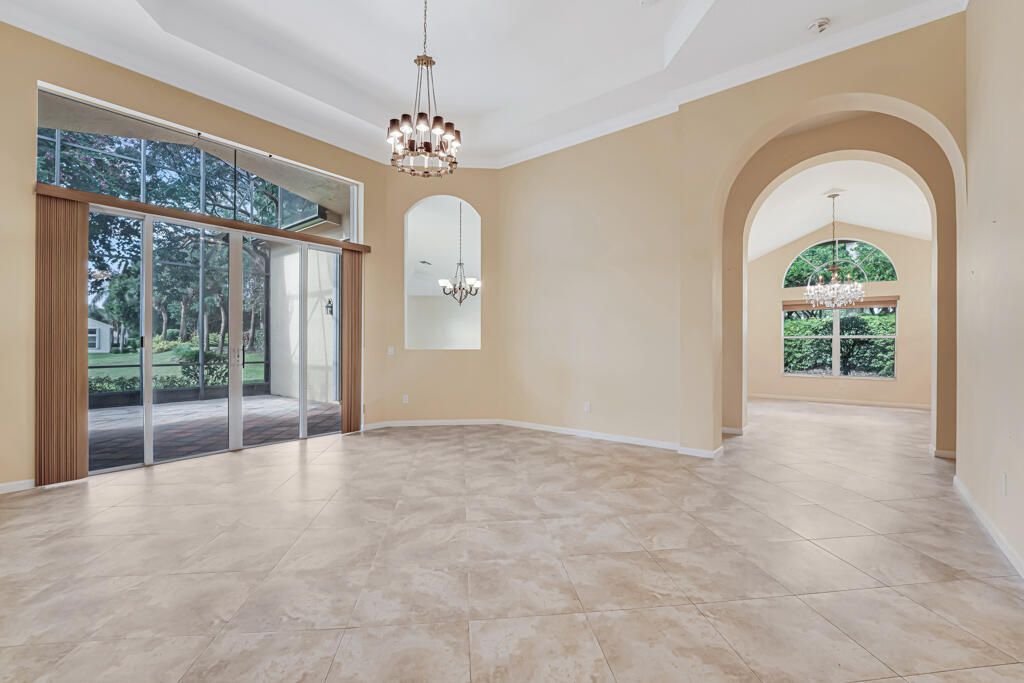 На продажу: $649,999 (4 спален, 2 ванн, 2796 Квадратных фут)