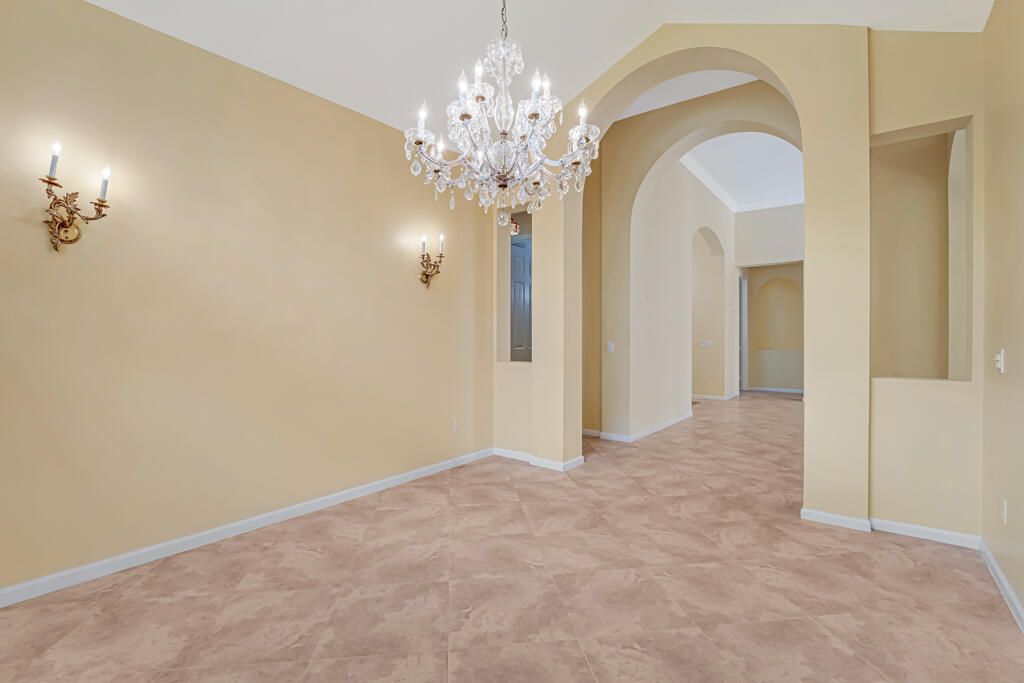 На продажу: $649,999 (4 спален, 2 ванн, 2796 Квадратных фут)