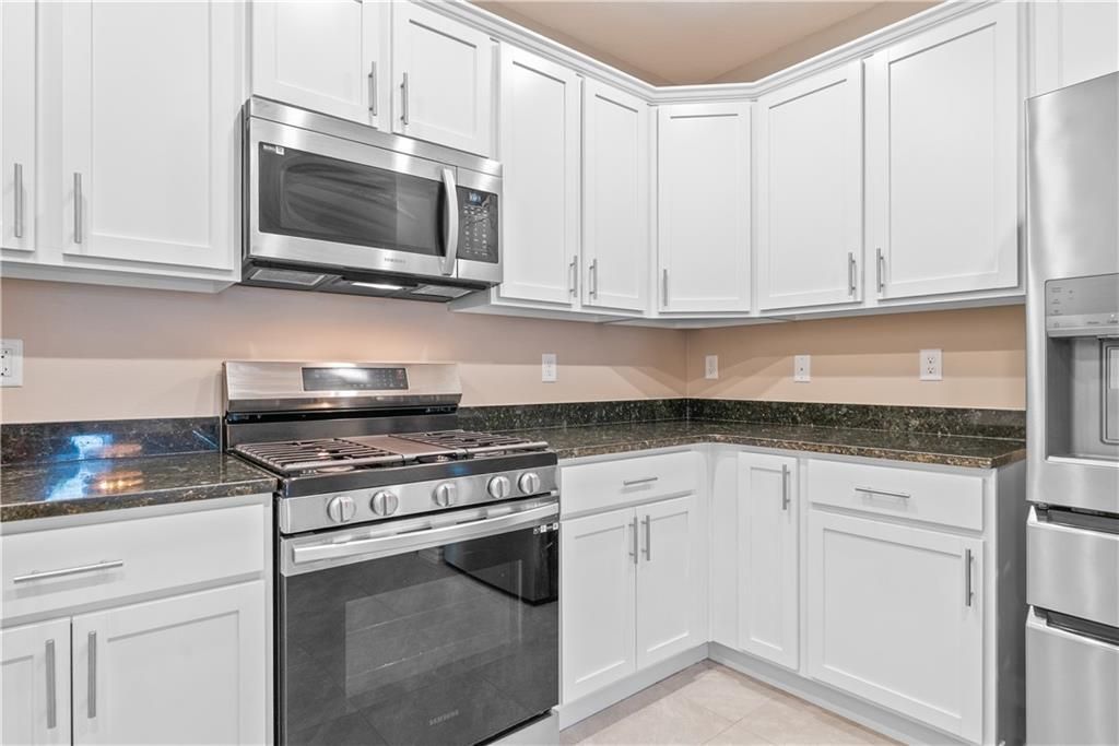 En Venta: $364,900 (3 camas, 2 baños, 1415 Pies cuadrados)