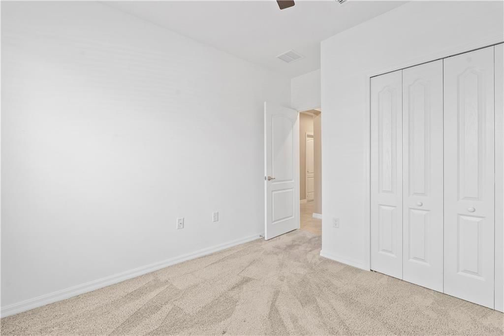 En Venta: $364,900 (3 camas, 2 baños, 1415 Pies cuadrados)