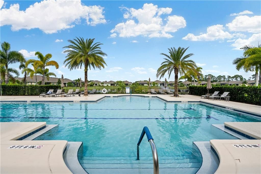 En Venta: $364,900 (3 camas, 2 baños, 1415 Pies cuadrados)