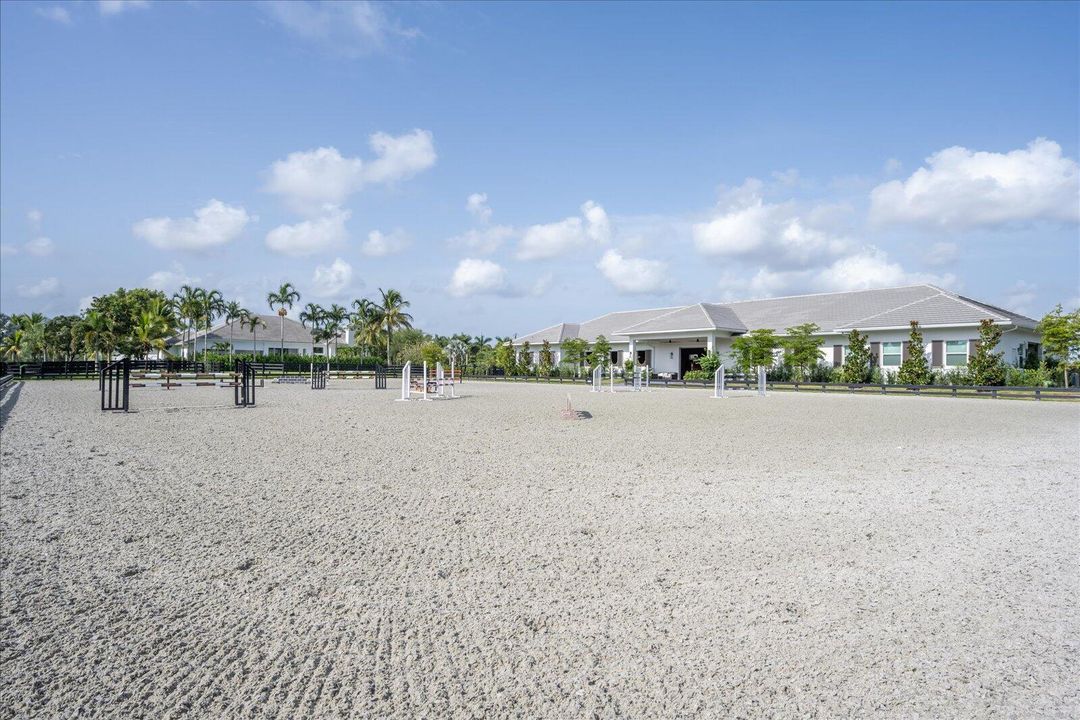 待售: $8,300,000 (6 贝兹, 6 浴室, 5788 平方英尺)