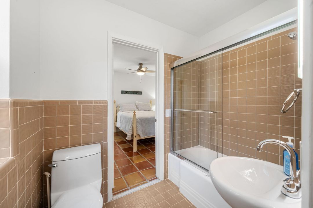 В аренду: $11,000 (4 спален, 3 ванн, 1938 Квадратных фут)