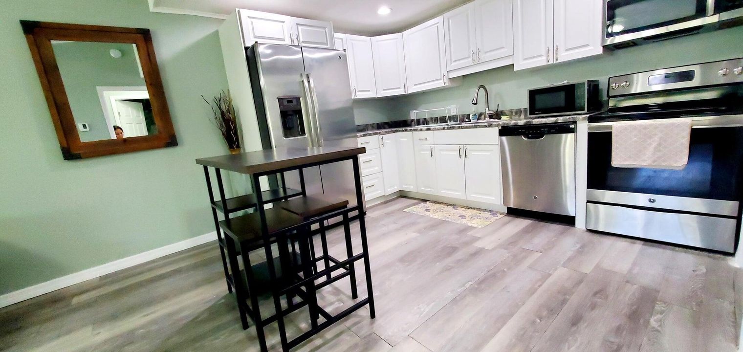 На продажу: $135,000 (1 спален, 1 ванн, 550 Квадратных фут)