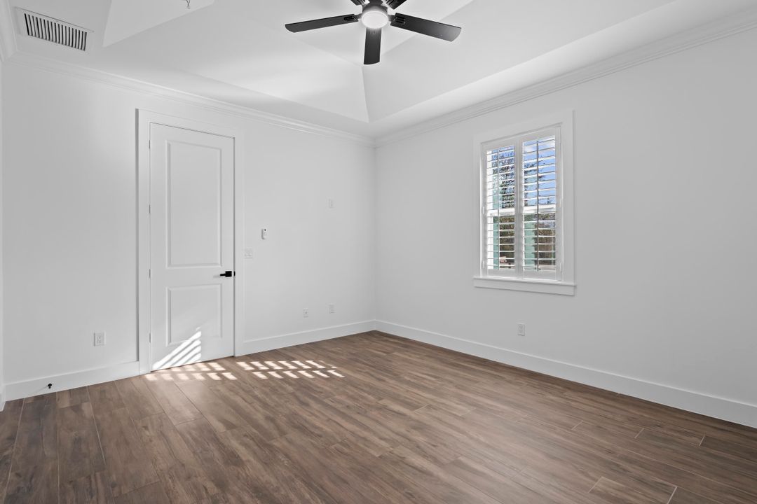 For Sale: $369,000 (3 beds, 2 baths, 1248 Square Feet)