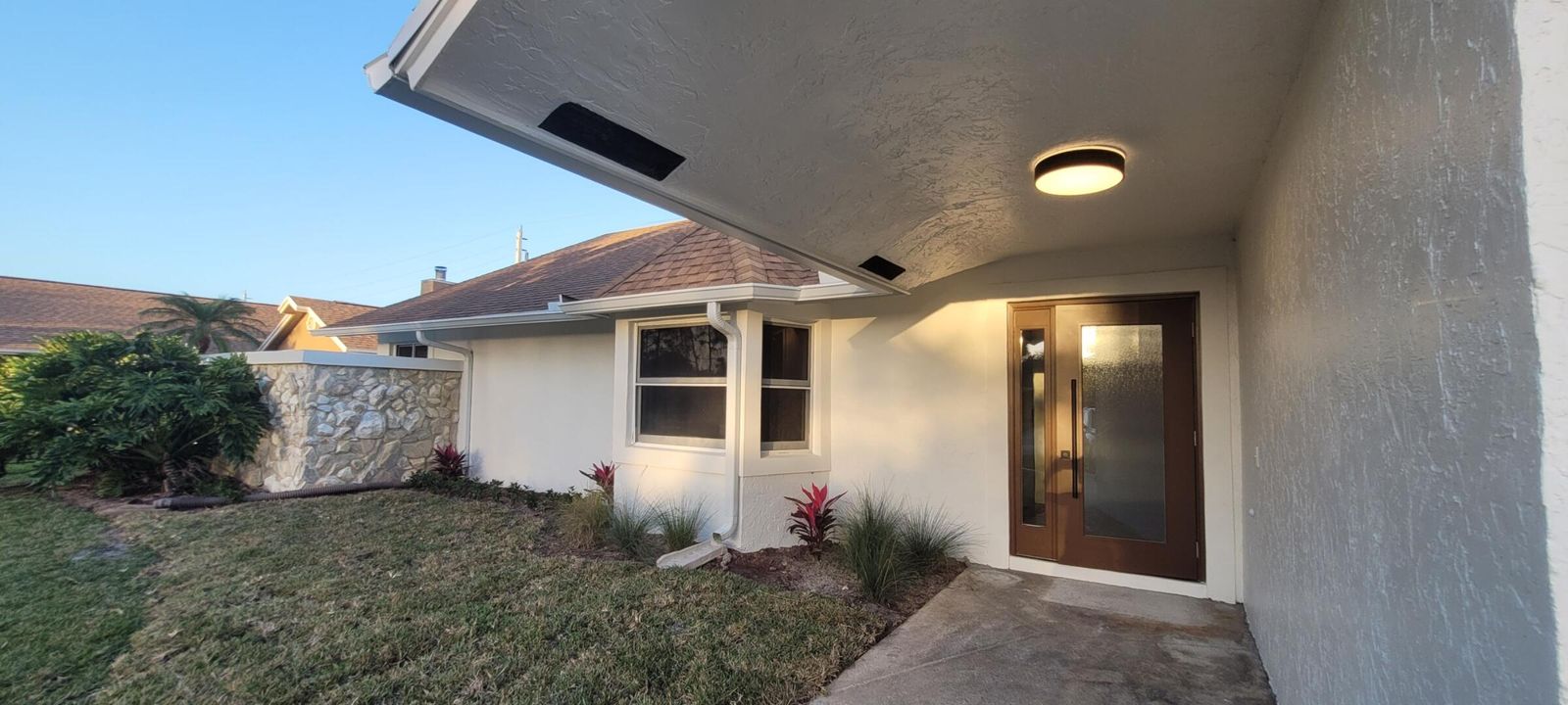 For Rent: $3,700 (3 beds, 2 baths, 2238 Square Feet)