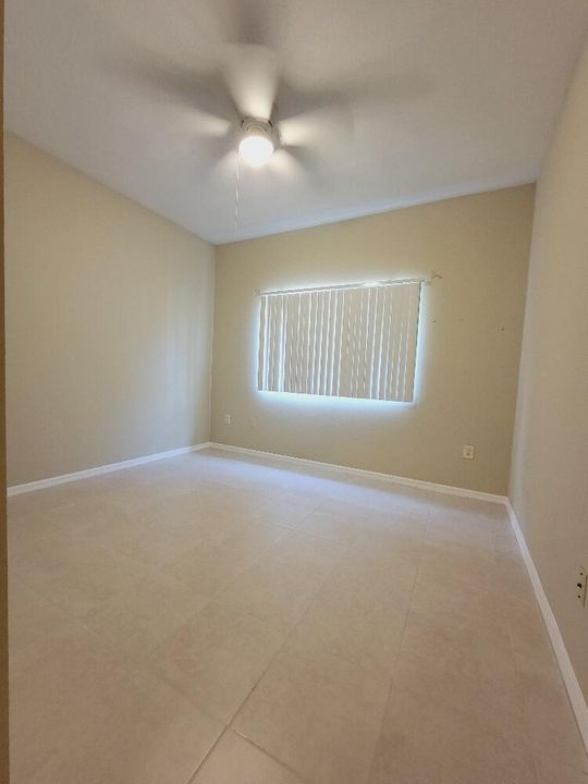 En Renta: $2,300 (3 camas, 2 baños, 1279 Pies cuadrados)