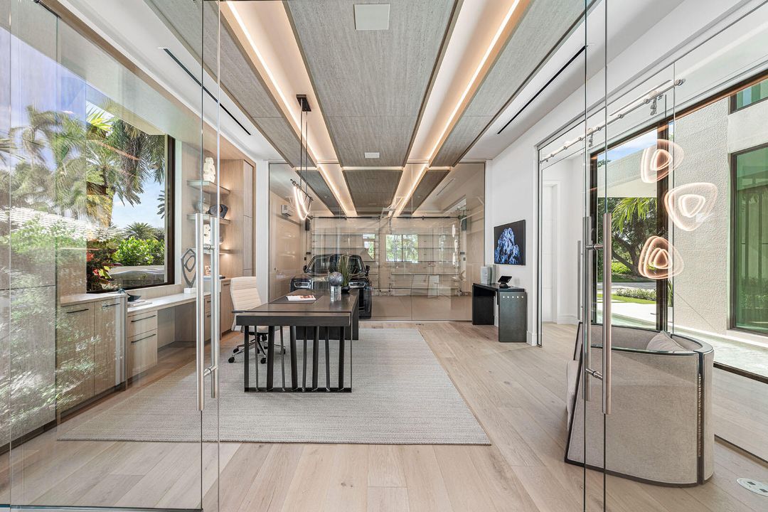 待售: $17,750,000 (5 贝兹, 6 浴室, 8525 平方英尺)