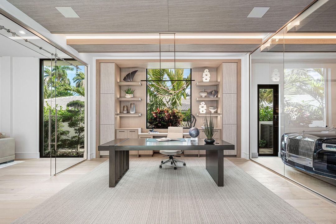 待售: $17,750,000 (5 贝兹, 6 浴室, 8525 平方英尺)