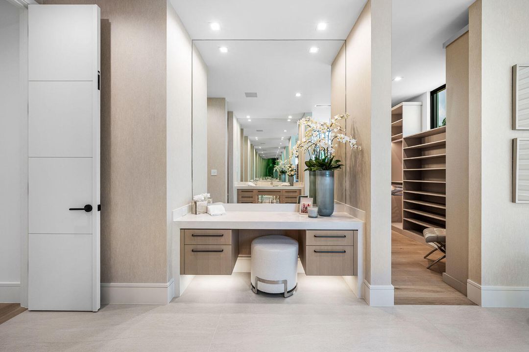 待售: $17,750,000 (5 贝兹, 6 浴室, 8525 平方英尺)