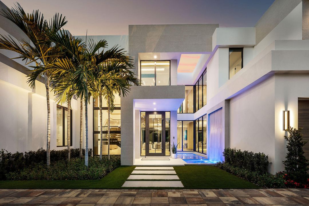 待售: $17,750,000 (5 贝兹, 6 浴室, 8525 平方英尺)