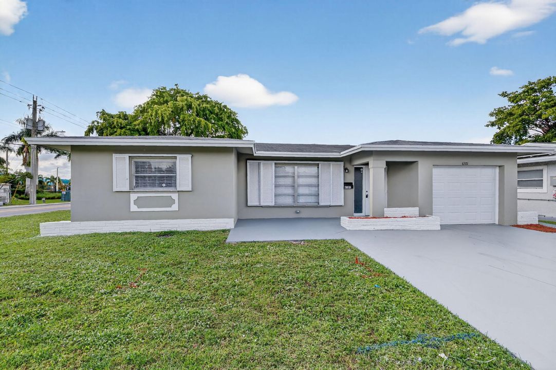 На продажу: $409,900 (2 спален, 2 ванн, 1257 Квадратных фут)