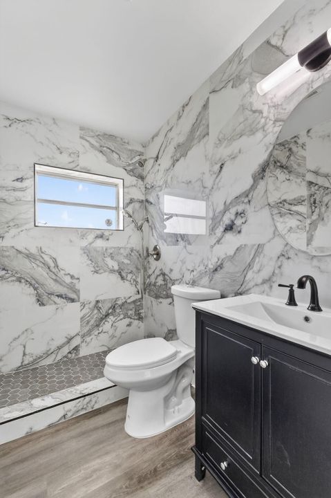 На продажу: $409,900 (2 спален, 2 ванн, 1257 Квадратных фут)