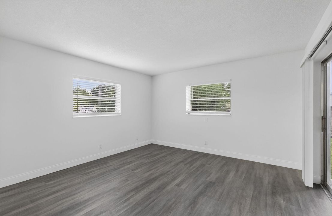 На продажу: $409,900 (2 спален, 2 ванн, 1257 Квадратных фут)