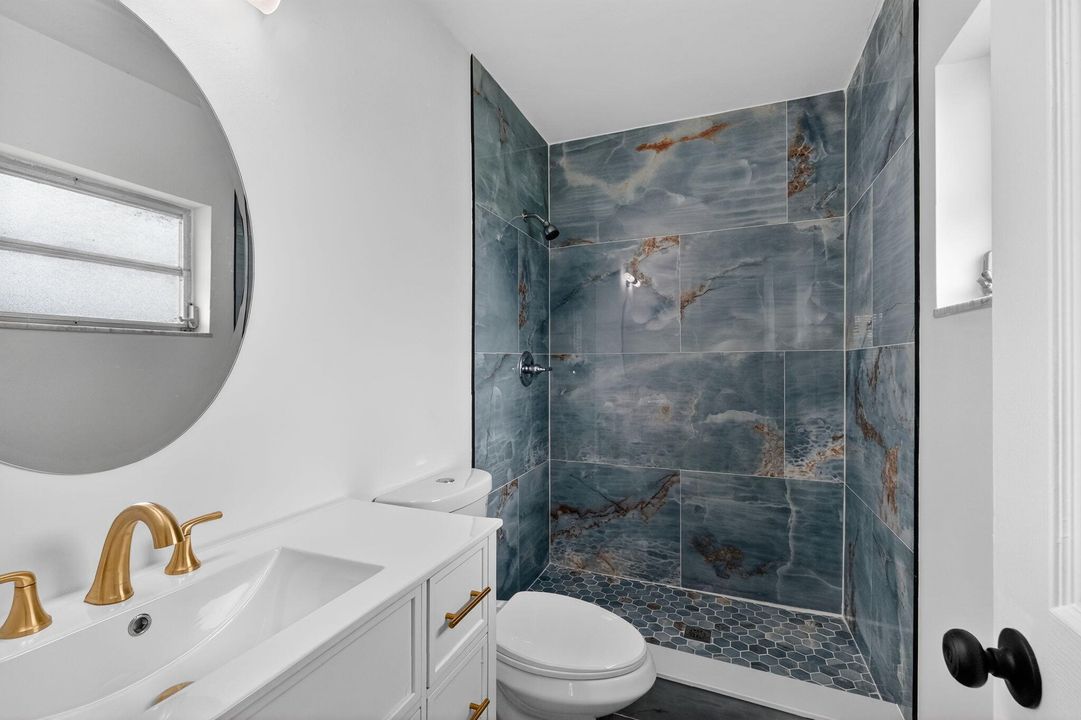 На продажу: $409,900 (2 спален, 2 ванн, 1257 Квадратных фут)