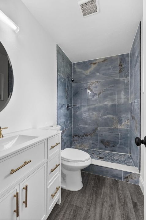 На продажу: $409,900 (2 спален, 2 ванн, 1257 Квадратных фут)