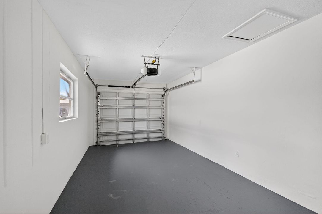 На продажу: $409,900 (2 спален, 2 ванн, 1257 Квадратных фут)