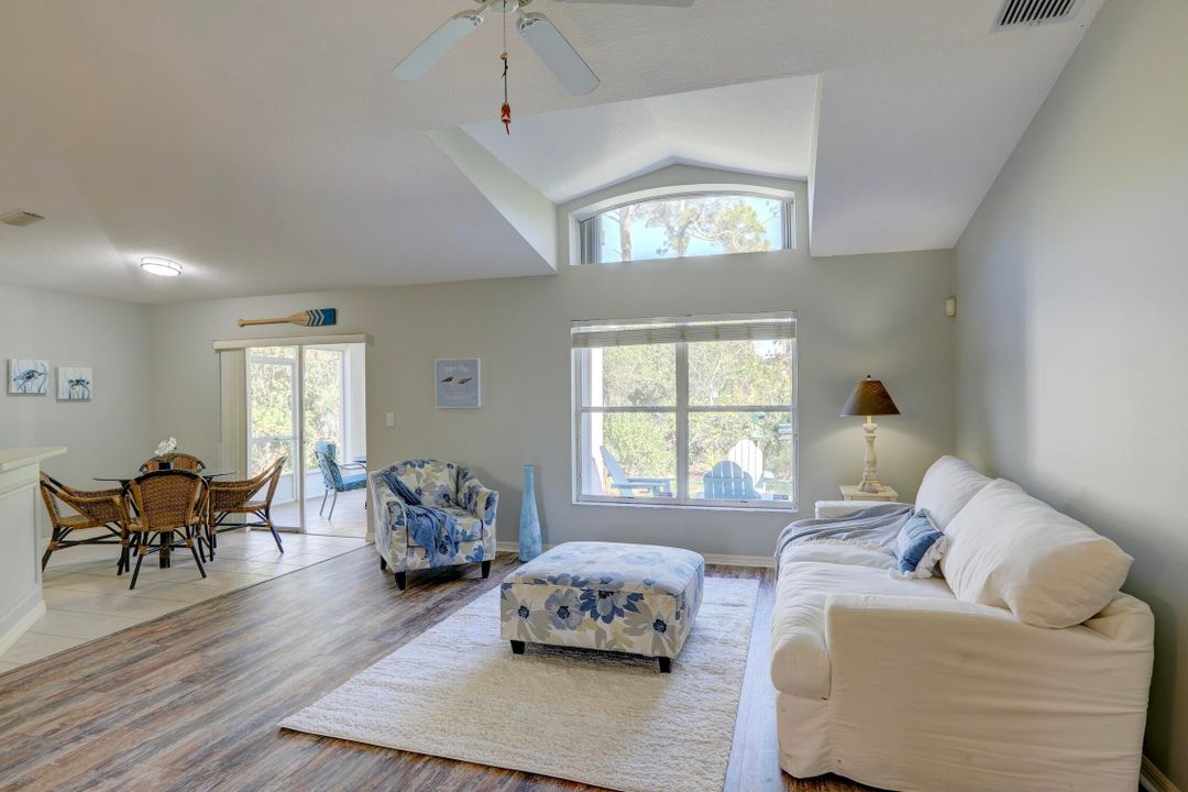 待售: $377,000 (3 贝兹, 2 浴室, 1636 平方英尺)