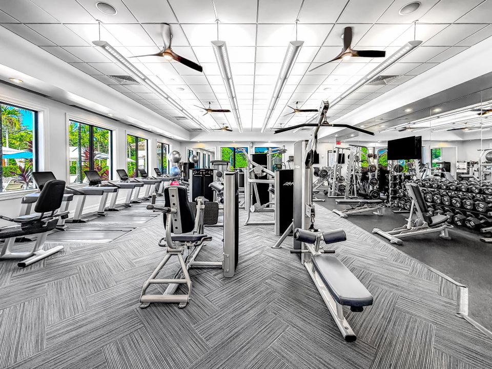 В аренду: $3,900 (3 спален, 2 ванн, 1886 Квадратных фут)