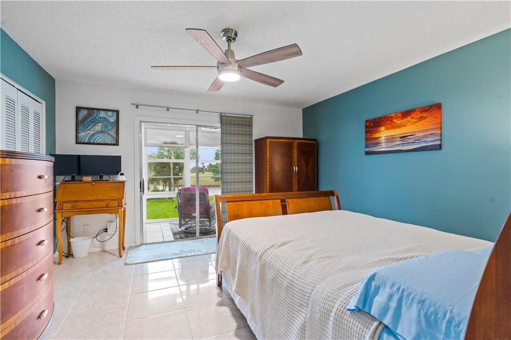 На продажу: $125,000 (1 спален, 1 ванн, 700 Квадратных фут)