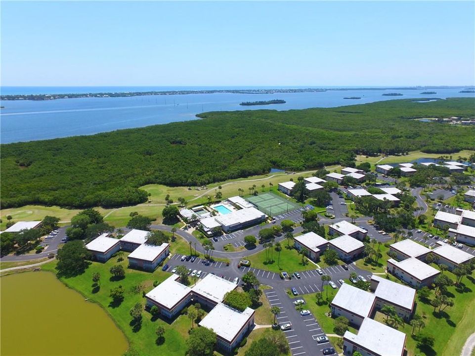 На продажу: $125,000 (1 спален, 1 ванн, 700 Квадратных фут)