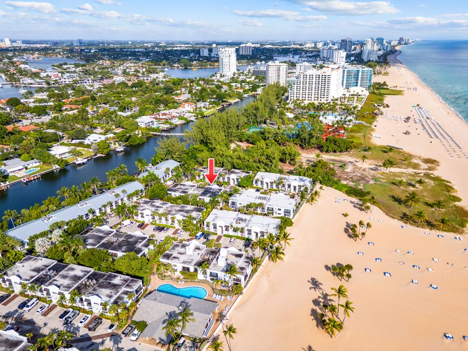 Active With Contract: $1,295,000 (2 beds, 2 baths, 1264 Square Feet)