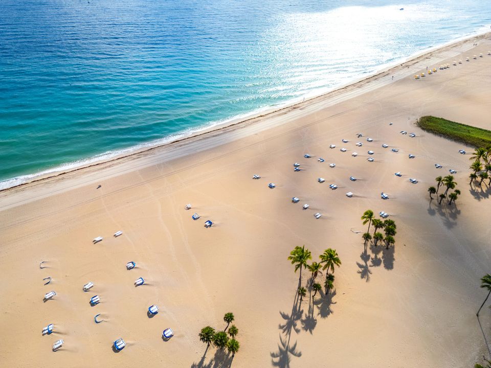 Active With Contract: $1,295,000 (2 beds, 2 baths, 1264 Square Feet)