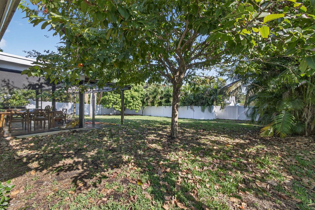 На продажу: $549,000 (3 спален, 2 ванн, 1179 Квадратных фут)