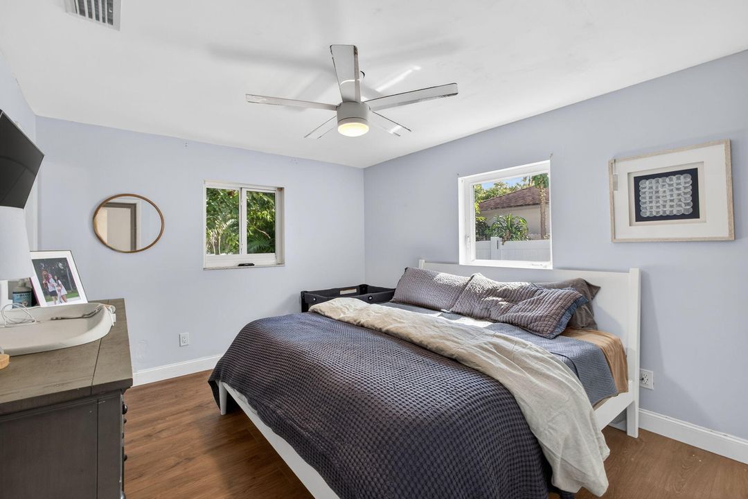 На продажу: $549,000 (3 спален, 2 ванн, 1179 Квадратных фут)