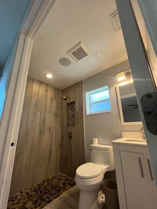 For Rent: $1,500 (1 beds, 1 baths, 500 Square Feet)