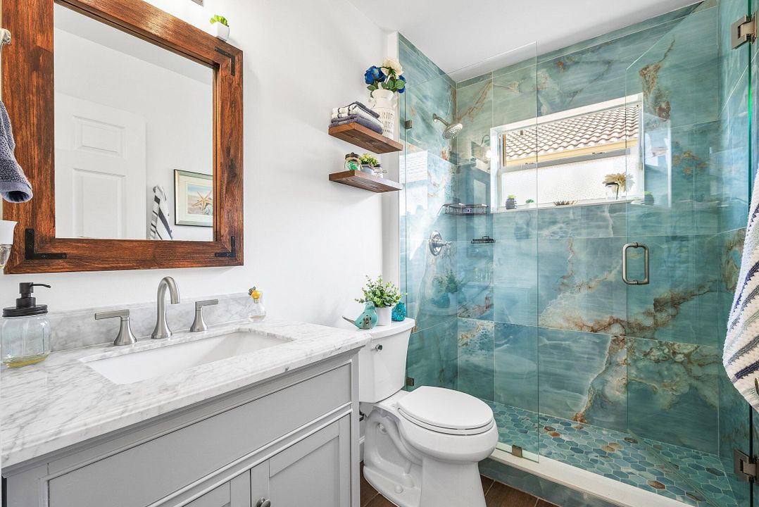 На продажу: $550,000 (3 спален, 2 ванн, 1700 Квадратных фут)