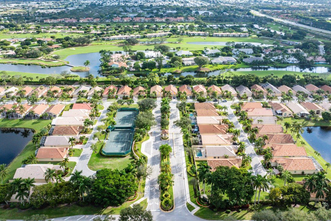 На продажу: $550,000 (3 спален, 2 ванн, 1700 Квадратных фут)