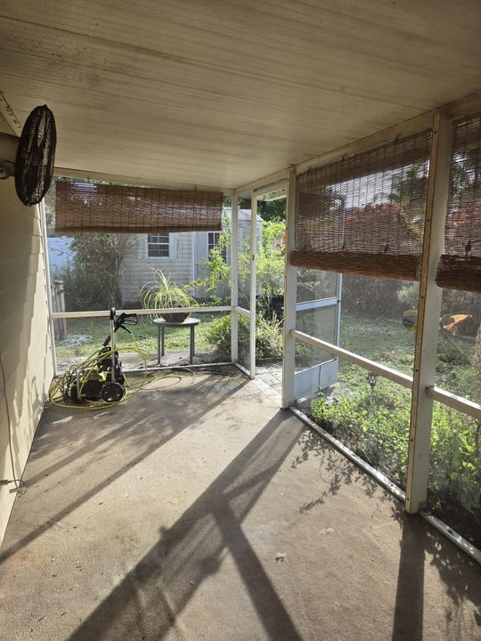 En Venta: $365,000 (3 camas, 1 baños, 990 Pies cuadrados)