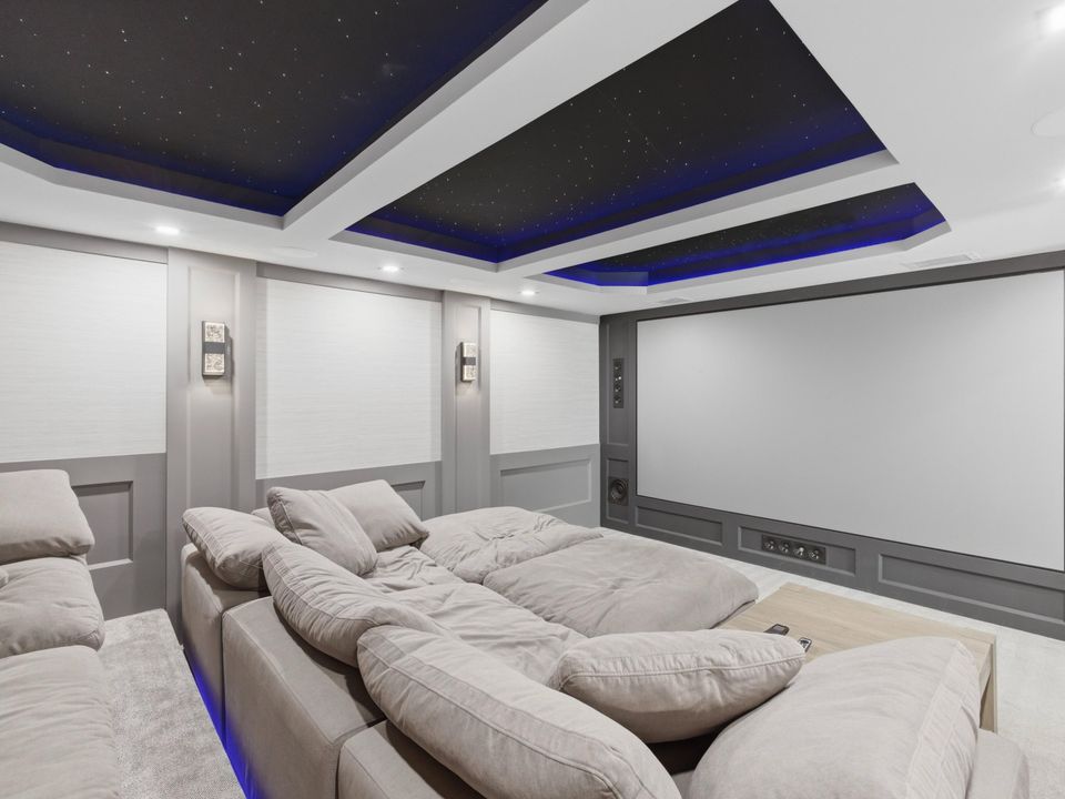 For Rent: $16,000 (3 beds, 4 baths, 2300 Square Feet)