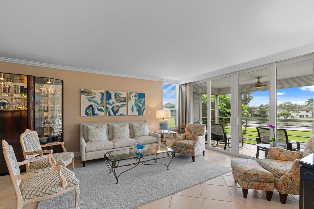 На продажу: $389,000 (3 спален, 2 ванн, 1620 Квадратных фут)