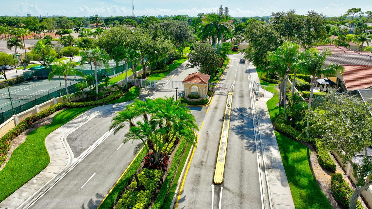 На продажу: $550,000 (3 спален, 2 ванн, 1700 Квадратных фут)