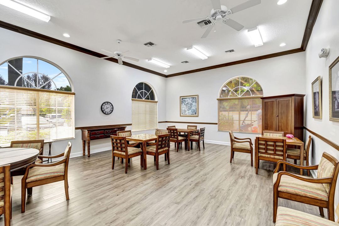 На продажу: $550,000 (3 спален, 2 ванн, 1700 Квадратных фут)