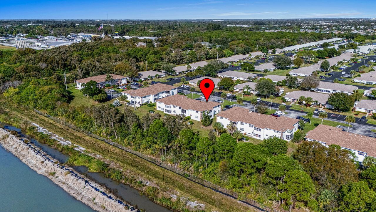 На продажу: $139,922 (2 спален, 2 ванн, 1208 Квадратных фут)