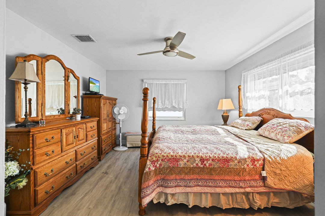 На продажу: $139,922 (2 спален, 2 ванн, 1208 Квадратных фут)