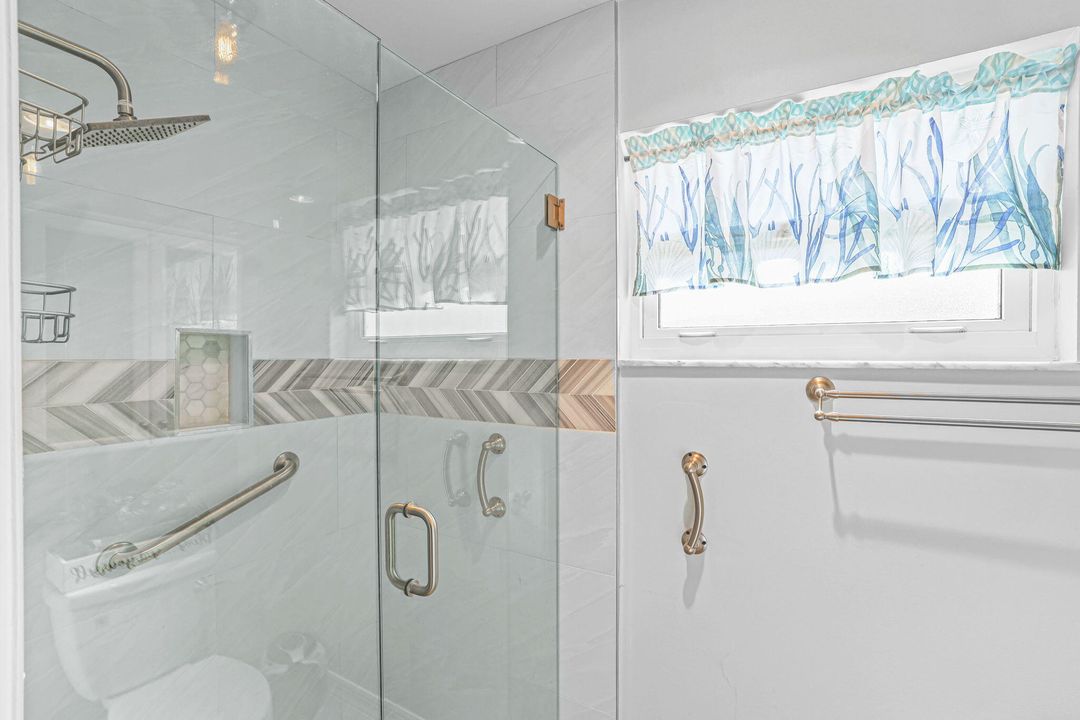 На продажу: $139,922 (2 спален, 2 ванн, 1208 Квадратных фут)